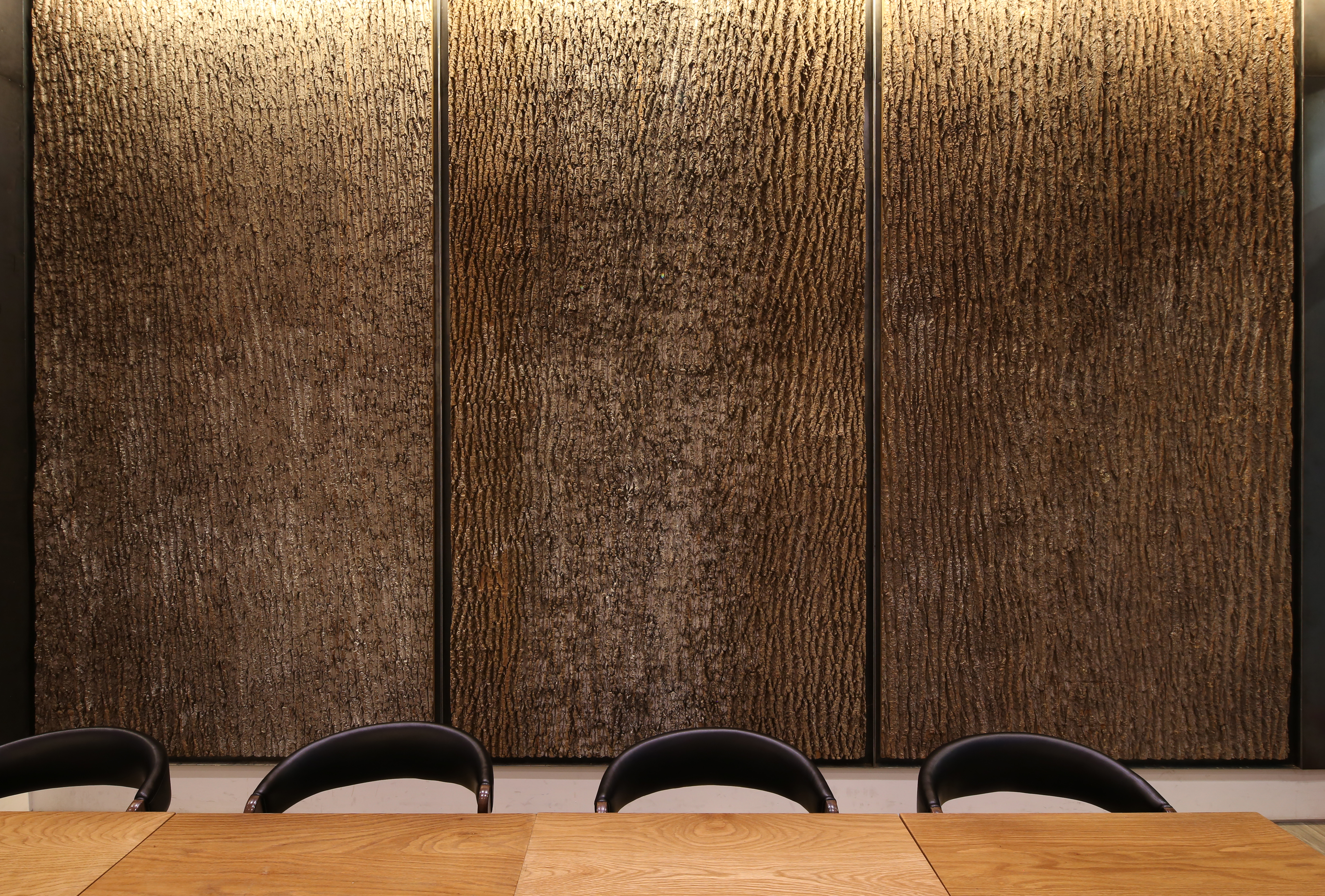 Bark House Panels in SEEDNOIR Coffee House, Seoul, South Korea