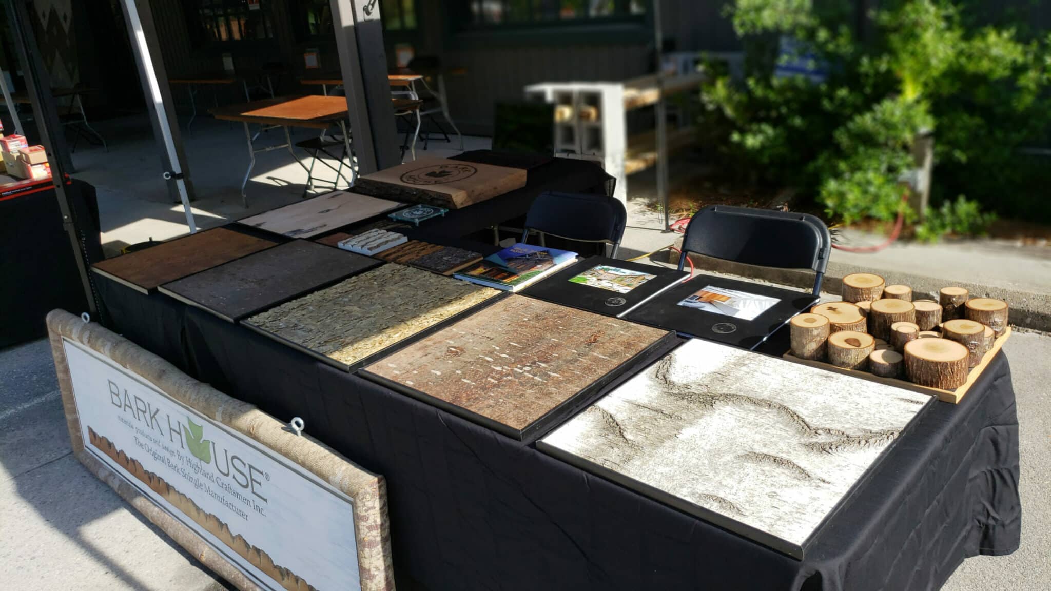 Bark House shows our wall coverings at Jennings Builders Supply & Hardware 2018